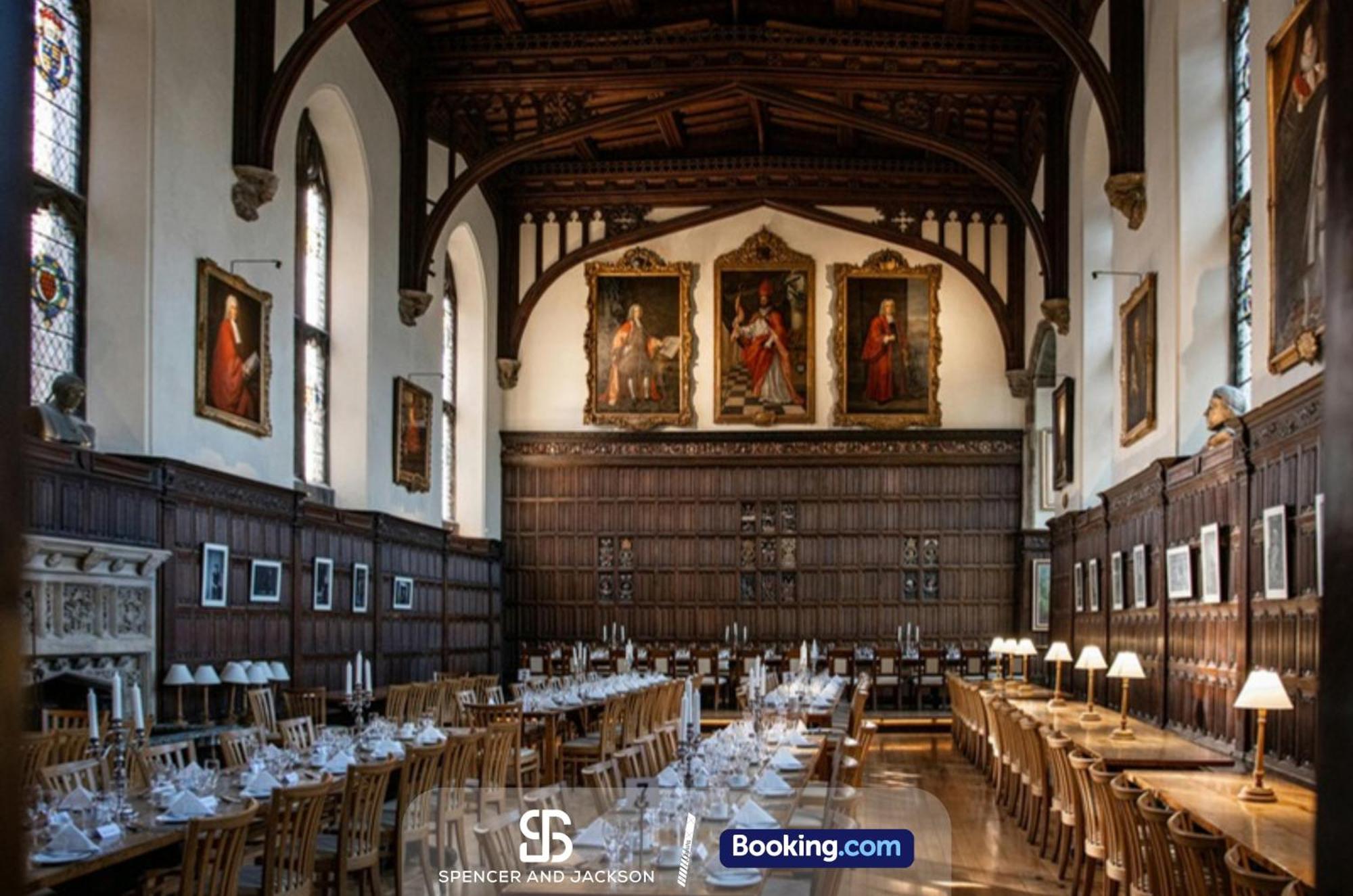 1 Bedroom City Centre Apartment Near The University And Bodleian Library By Spencer And Jackson Short Lets & Serviced Accommodation Oxford Buitenkant foto