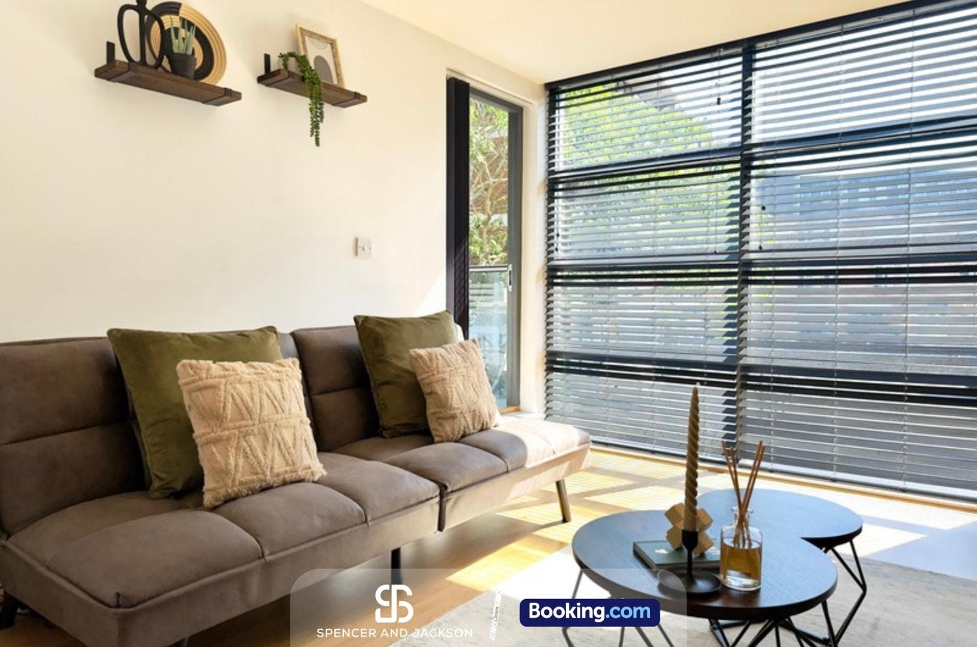 1 Bedroom City Centre Apartment Near The University And Bodleian Library By Spencer And Jackson Short Lets & Serviced Accommodation Oxford Buitenkant foto
