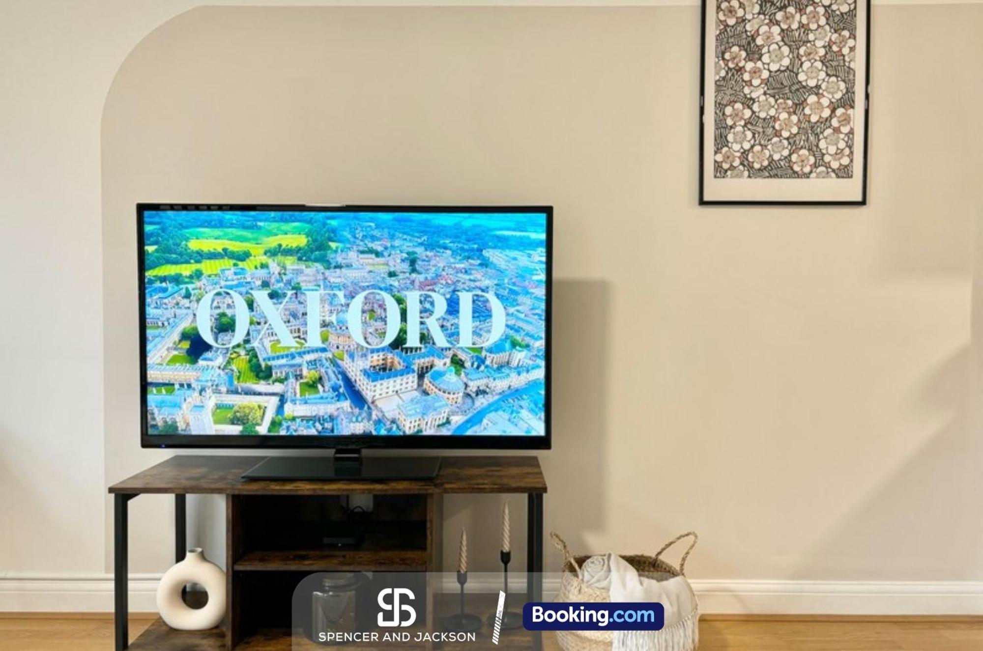 1 Bedroom City Centre Apartment Near The University And Bodleian Library By Spencer And Jackson Short Lets & Serviced Accommodation Oxford Buitenkant foto