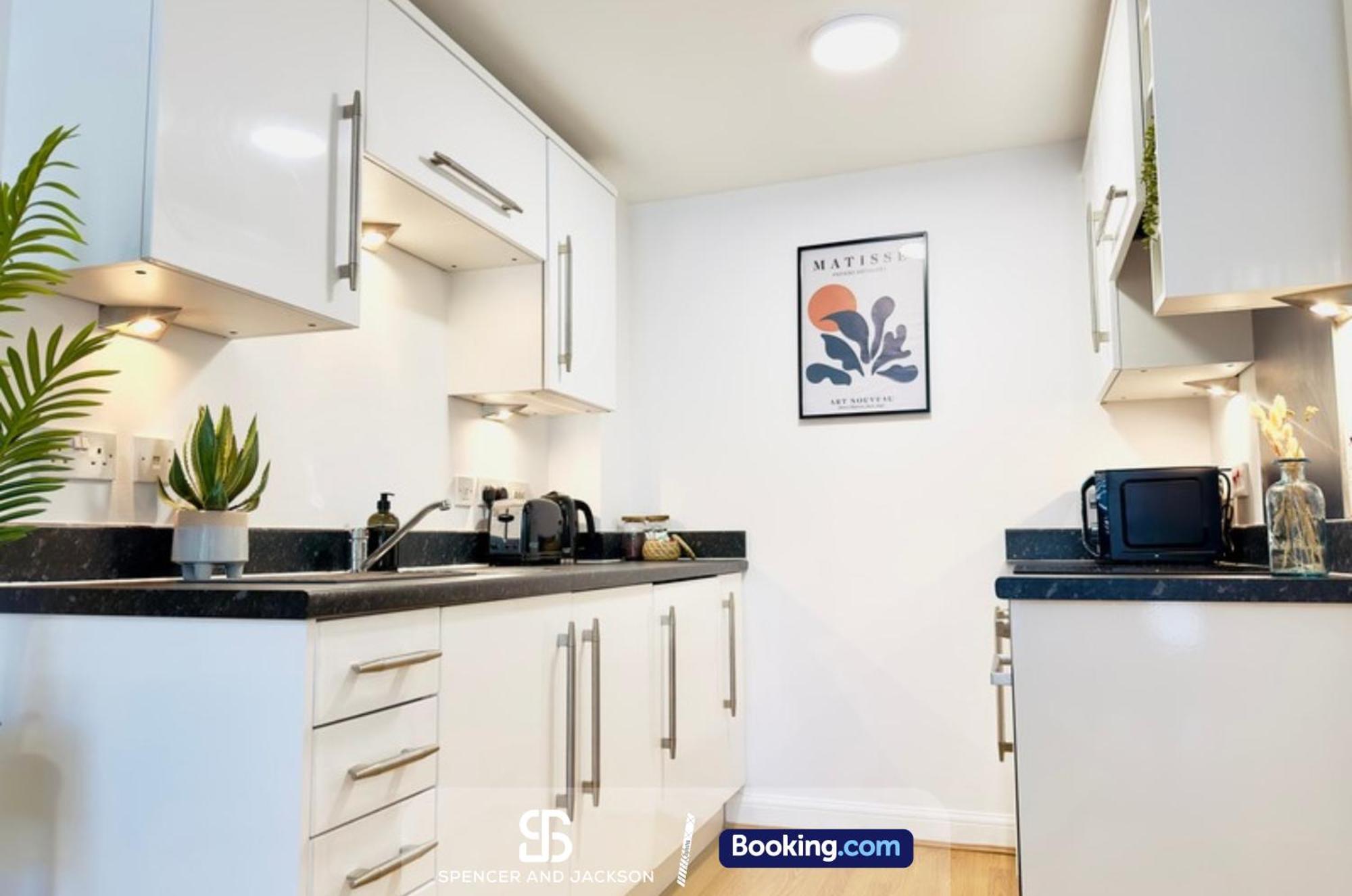 1 Bedroom City Centre Apartment Near The University And Bodleian Library By Spencer And Jackson Short Lets & Serviced Accommodation Oxford Buitenkant foto